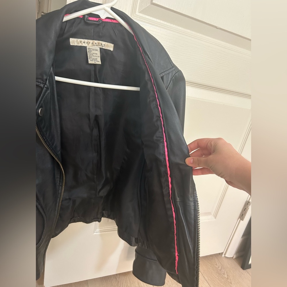 Black 100% Leather Jacket (M) - Picture 5 of 5